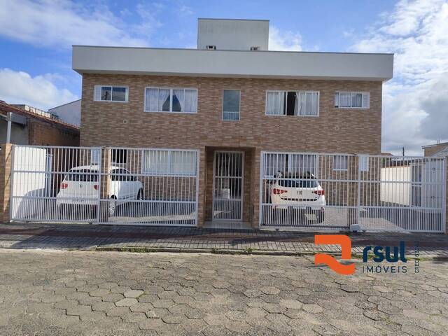 #457 - Apartamento para Venda em Navegantes - SC